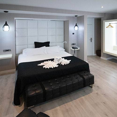 Suite-12
