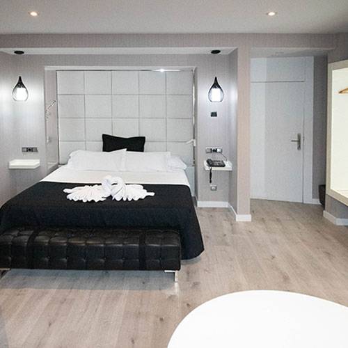 Suite-23